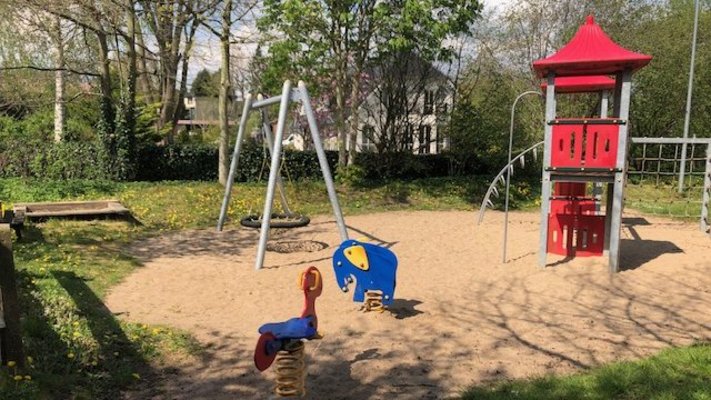 Spielplatz am See